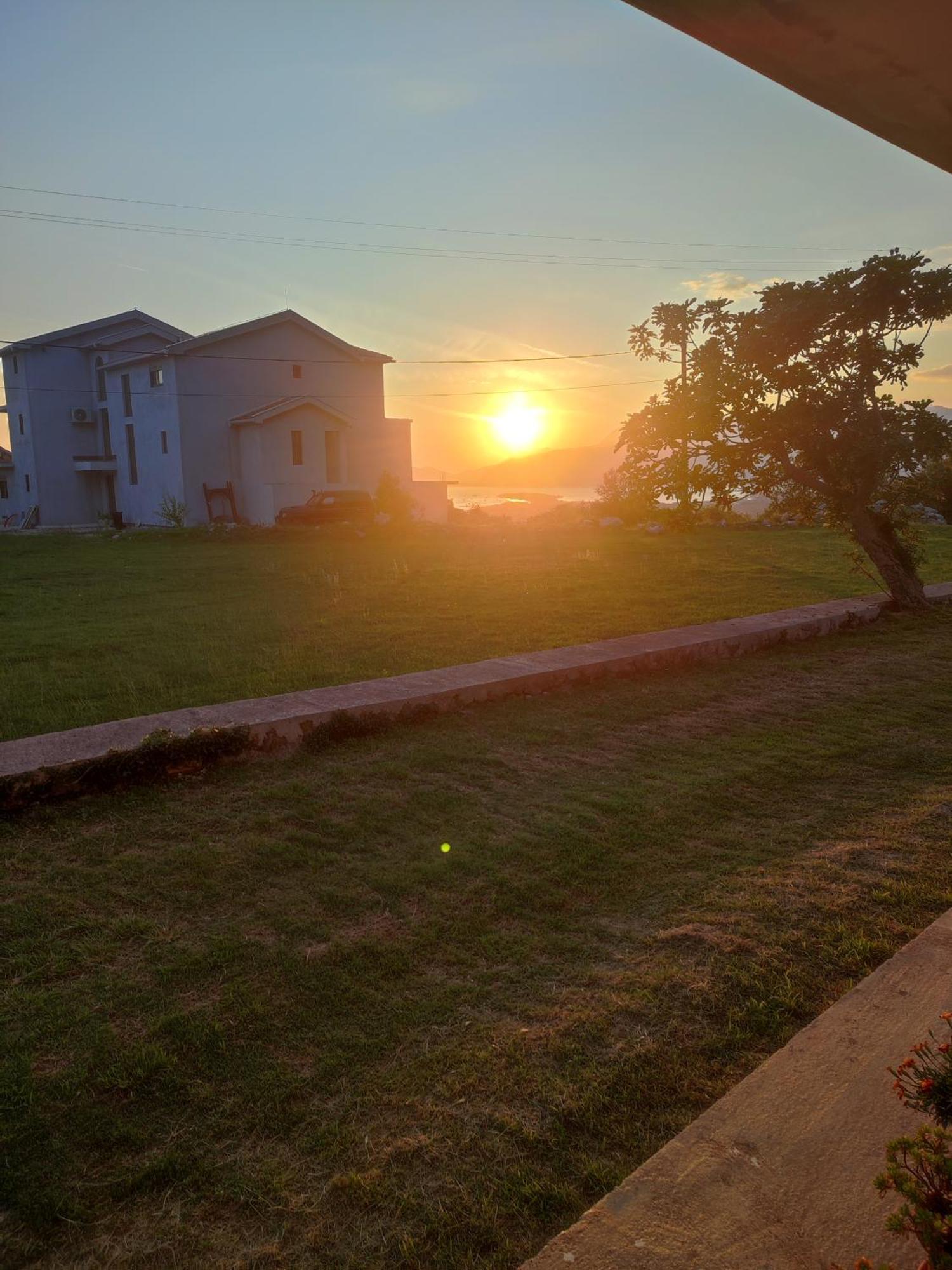 Apartman Bujkovic Sutvara Apartment โกตอร์ ภายนอก รูปภาพ